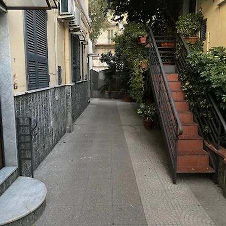 Capodichino Apartment 127 - 20 Naples Luaran gambar
